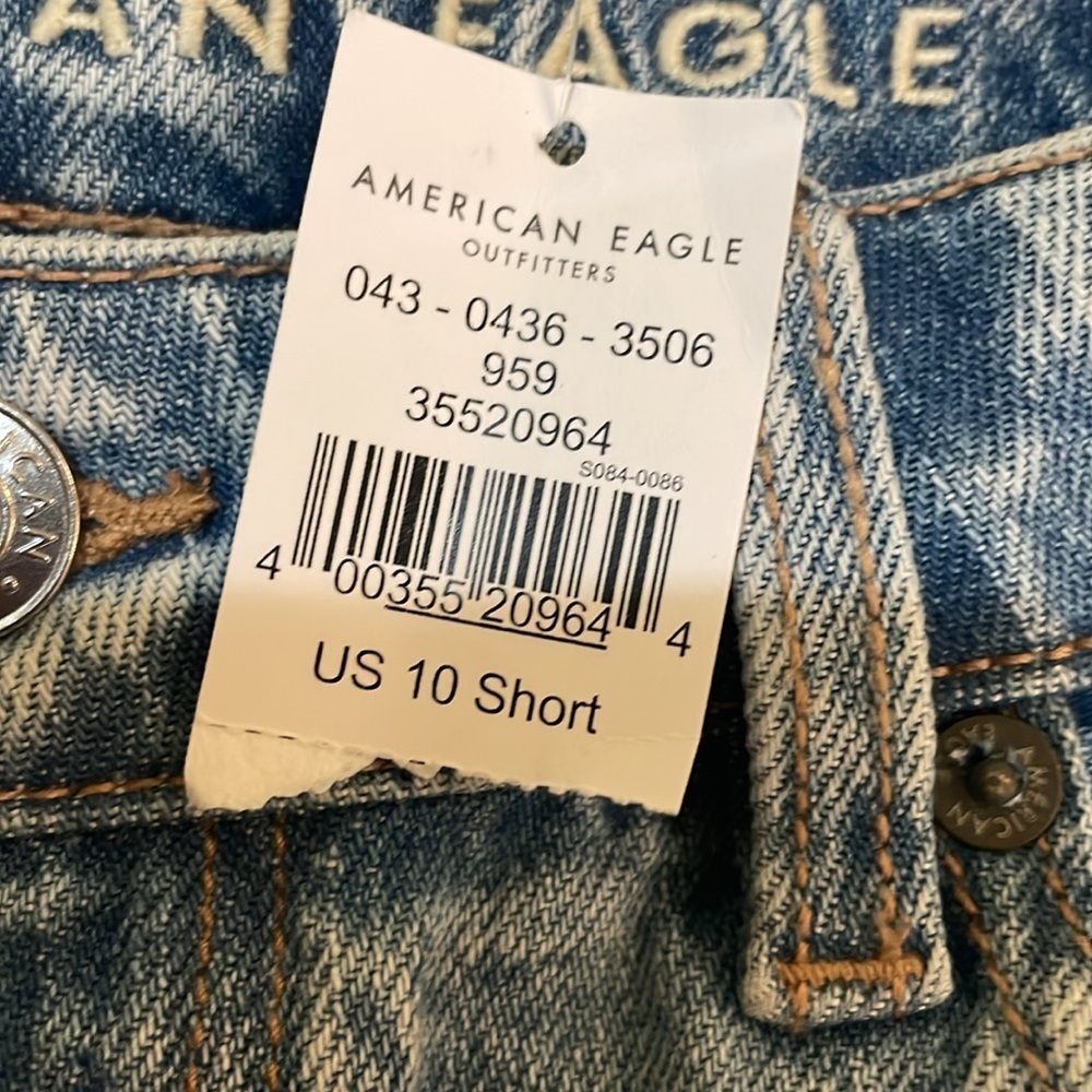 Womens New American Eagle Mom Straight Jean Short High Rise - Picture 2 of 9